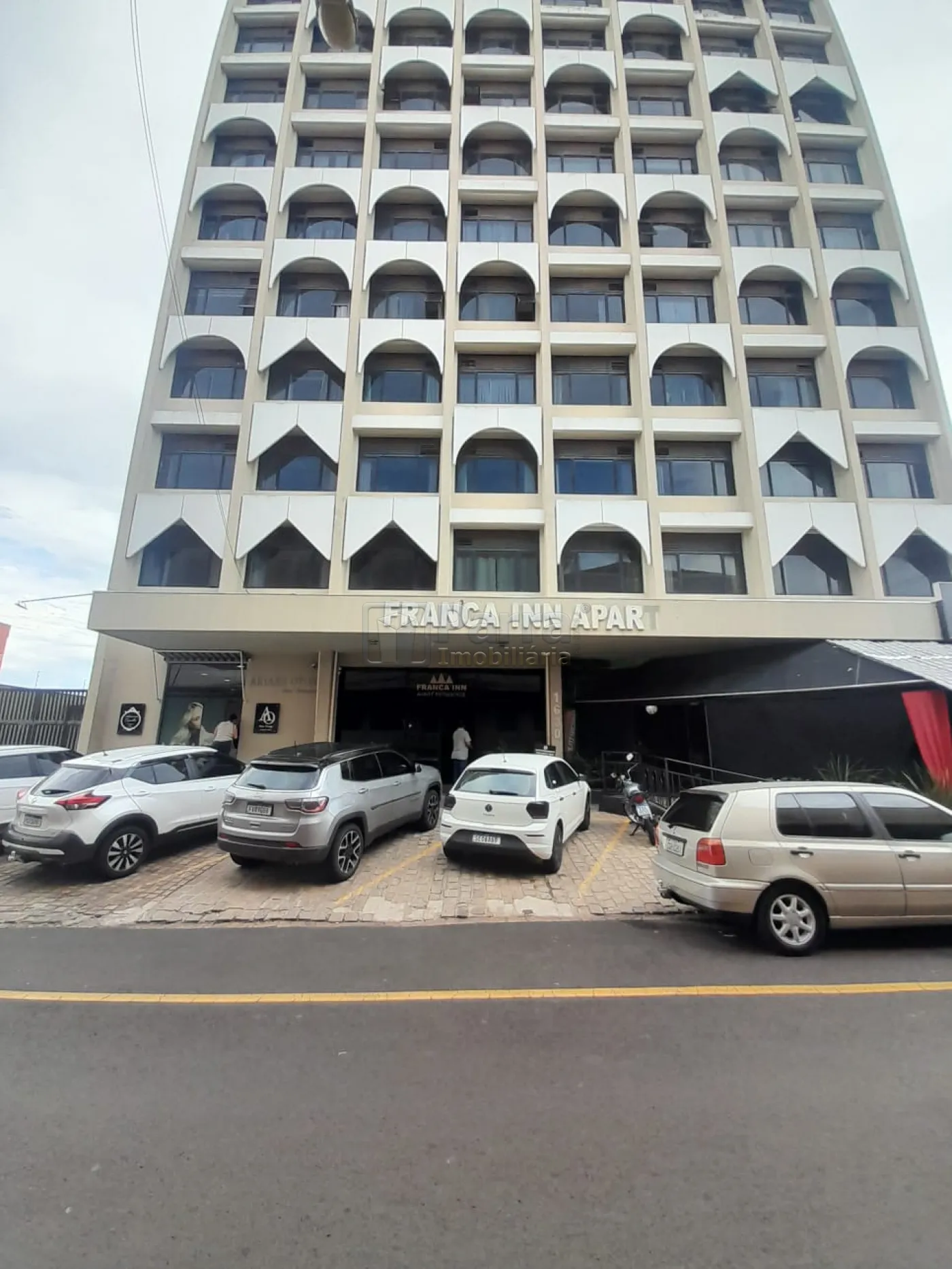 Alugar Apartamento / Padrão em Franca R$ 1.400,00 - Foto 1